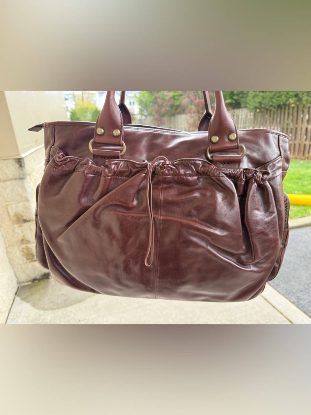 Francesco Biasia Brown Leather Shoulder Bag with Gold Hardware - Picture 15 of 16